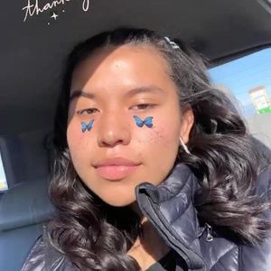 Meet your Posher, Neida